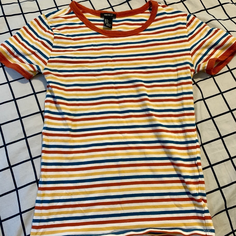 Tight Fitted Short Sleeve Striped Shirt